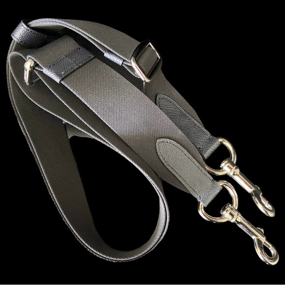 Coach Leather Briefcase | Black
Metropolitan Slim Brief/Laptop Bag - Picture 6 of 13